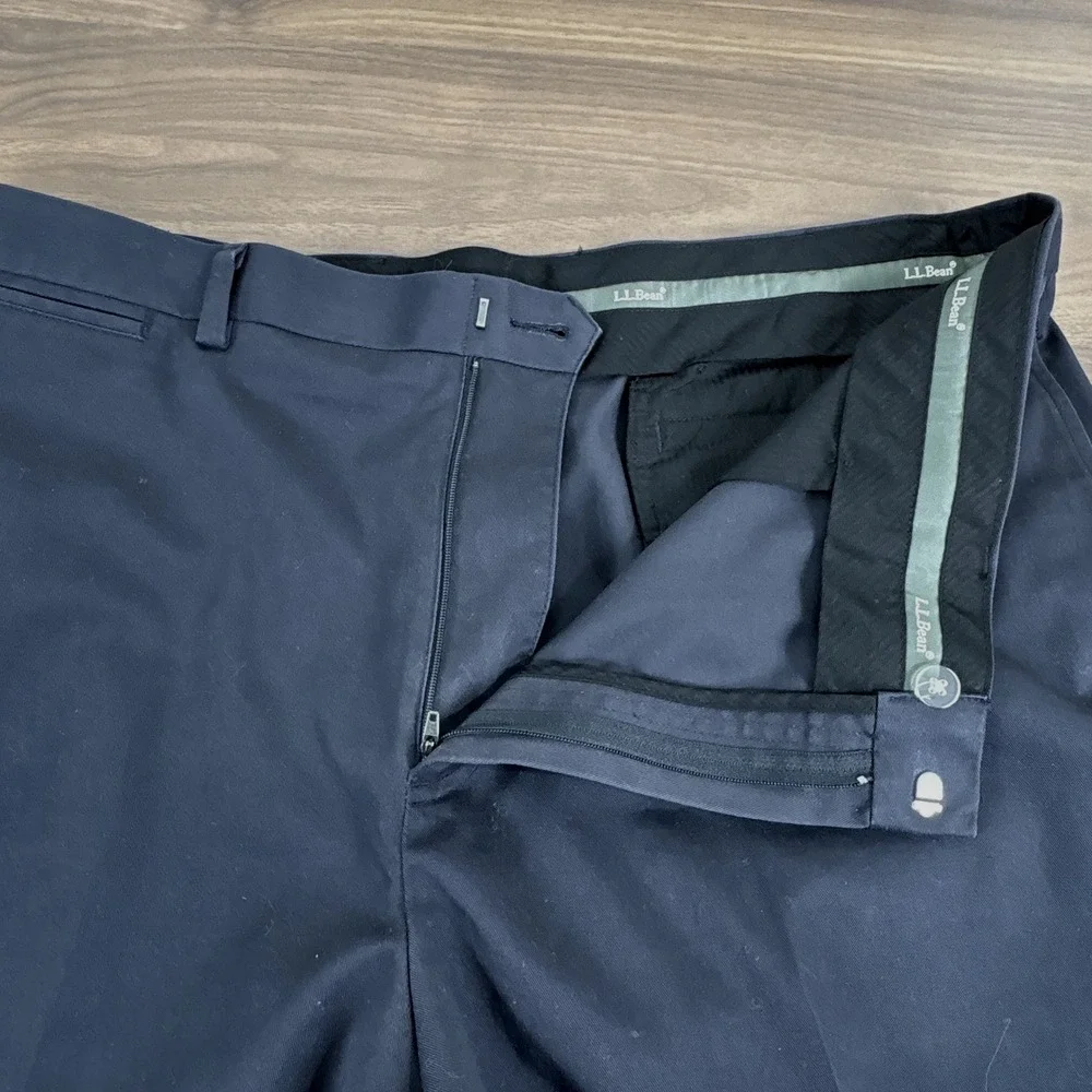 LL Bean Natural Fit Mens Navy Blue Cotton Dress Pants Size 42‎ x 28.5